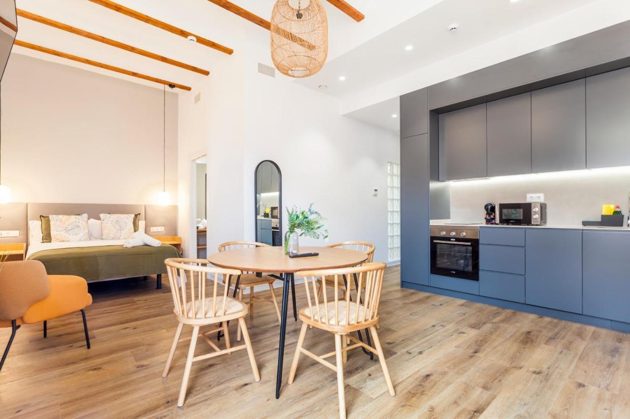 Puerto Beach Suites Valencia Eksteriør bilde
