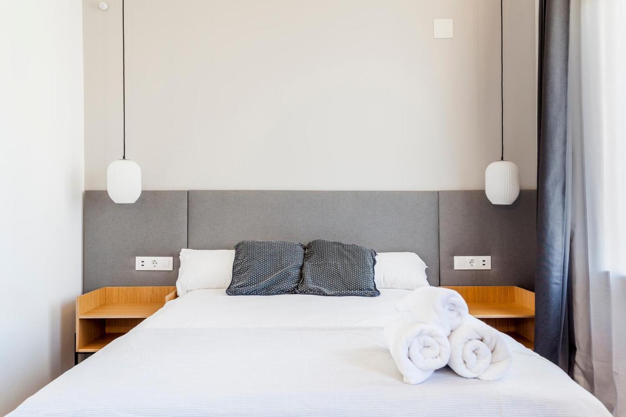 Puerto Beach Suites Valencia Eksteriør bilde