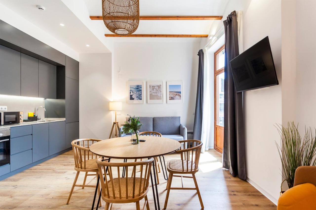 Puerto Beach Suites Valencia Eksteriør bilde