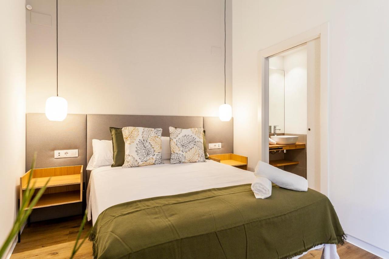 Puerto Beach Suites Valencia Eksteriør bilde