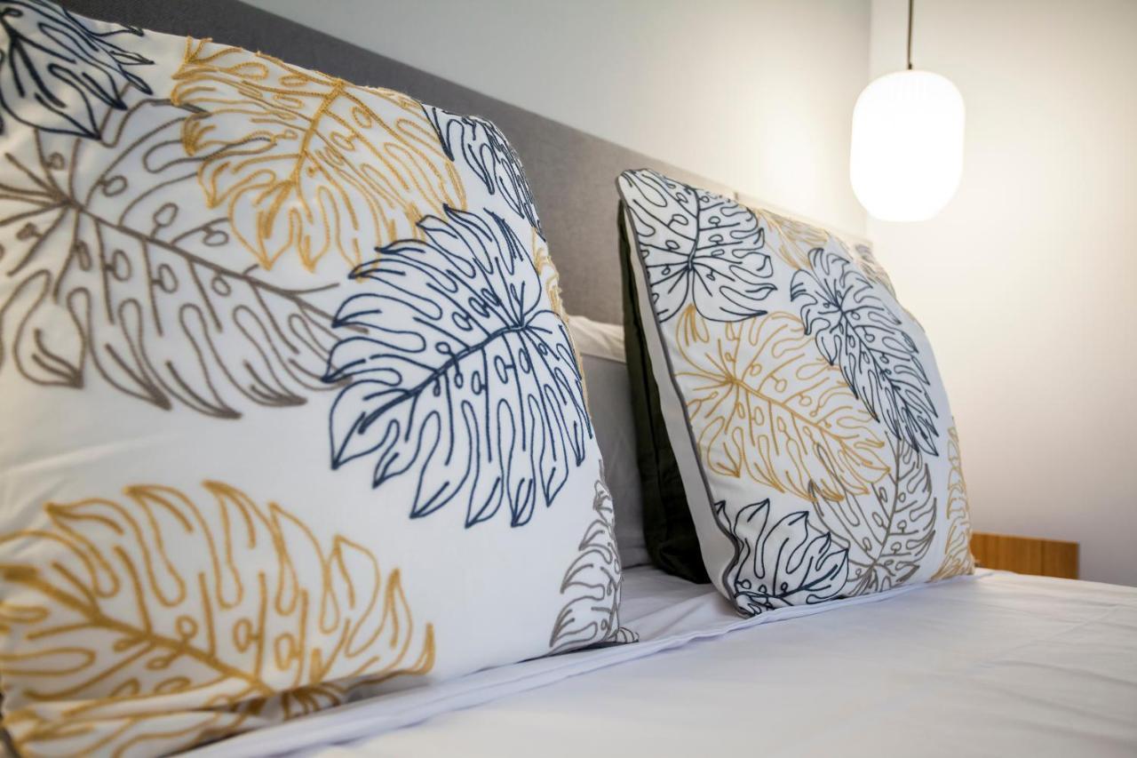 Puerto Beach Suites Valencia Eksteriør bilde
