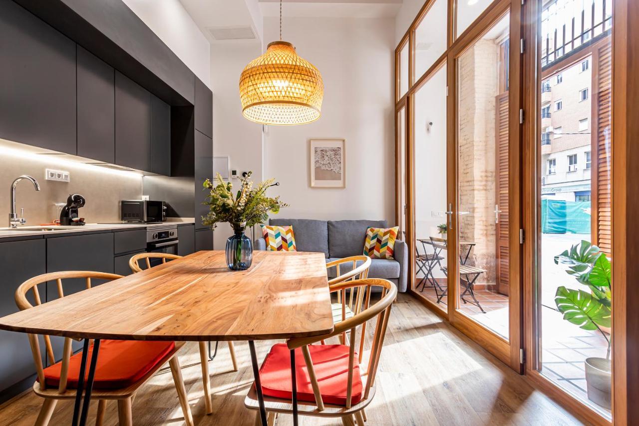 Puerto Beach Suites Valencia Eksteriør bilde
