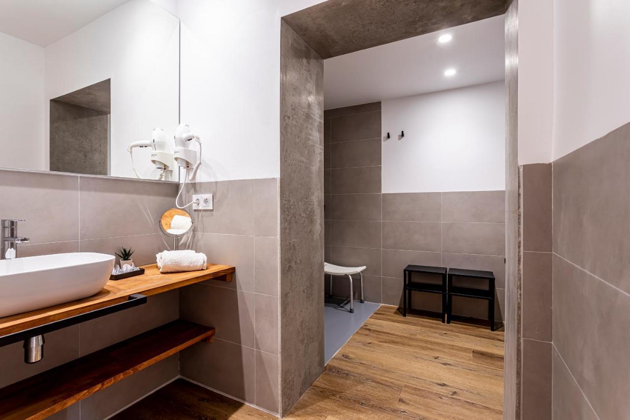 Puerto Beach Suites Valencia Eksteriør bilde