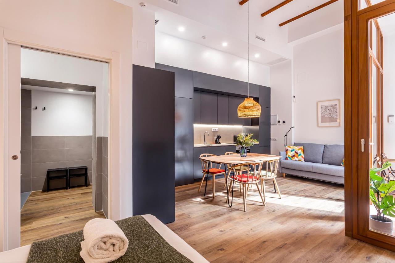 Puerto Beach Suites Valencia Eksteriør bilde