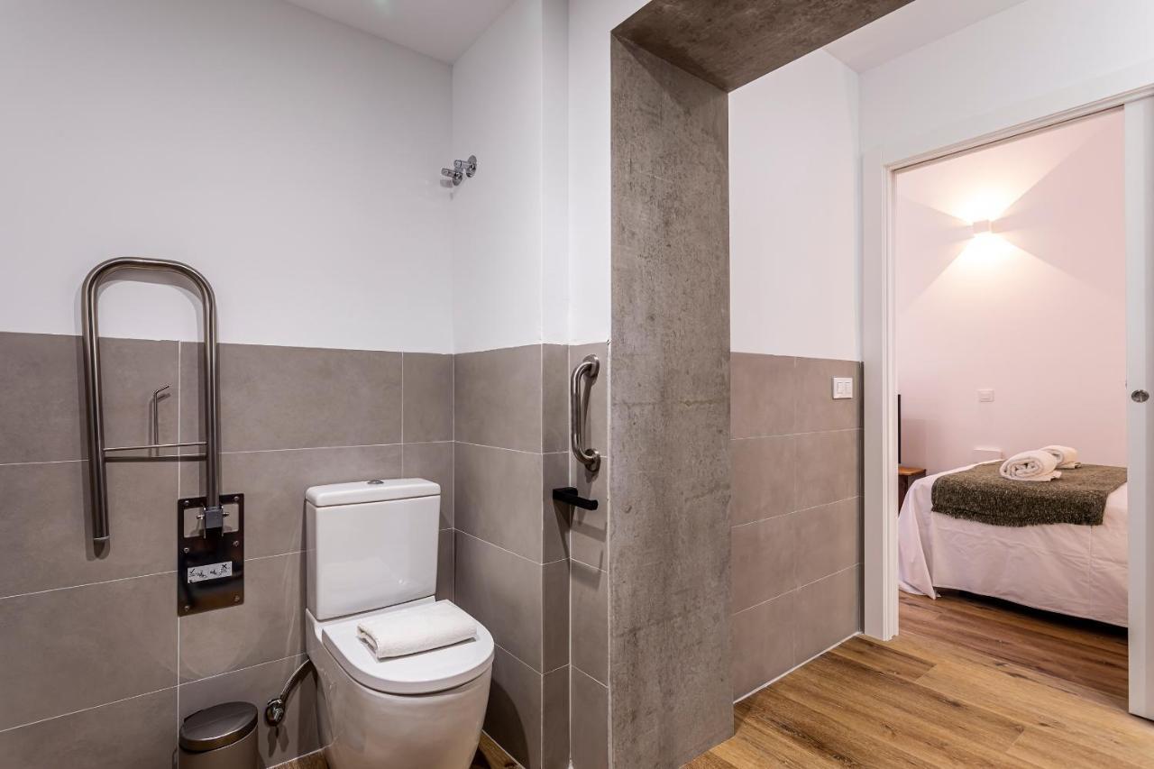 Puerto Beach Suites Valencia Eksteriør bilde